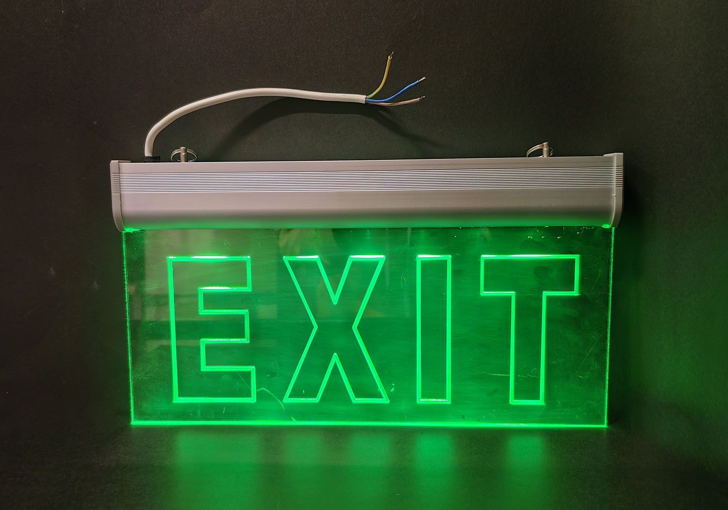 Световое табло «ВЫХОД / EXIT» двустороннее